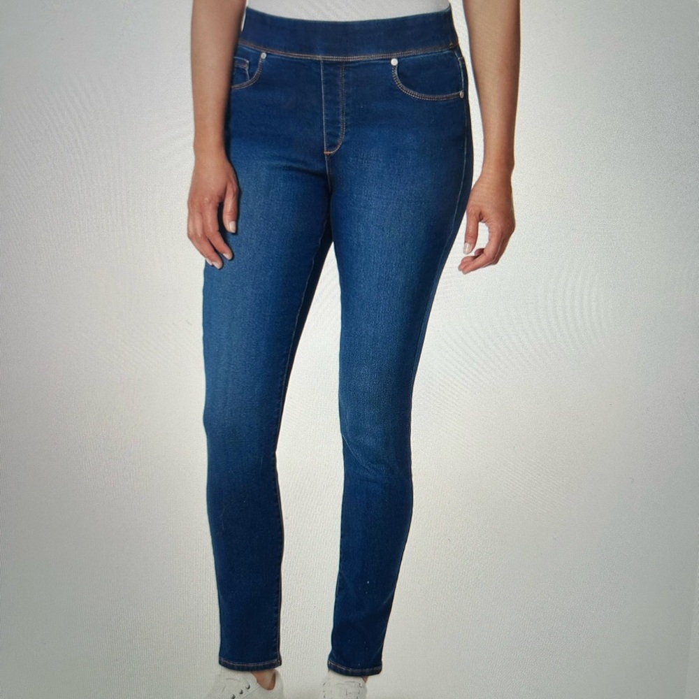Gloria Vanderbilt jeans